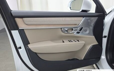 Volvo S90 II рестайлинг, 2025 год, 6 285 000 рублей, 14 фотография