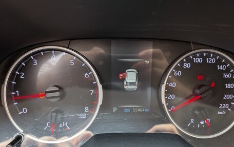 Toyota RAV4, 2019 год, 3 000 000 рублей, 5 фотография