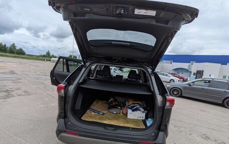 Toyota RAV4, 2019 год, 3 000 000 рублей, 15 фотография