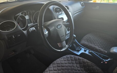 Ford Focus II рестайлинг, 2011 год, 750 000 рублей, 11 фотография