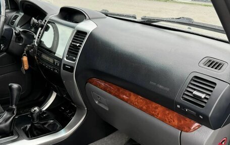 Toyota Land Cruiser Prado 120 рестайлинг, 2006 год, 2 350 000 рублей, 10 фотография