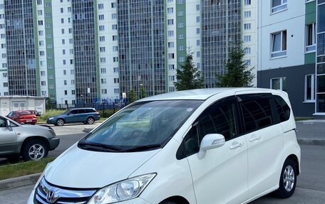 Honda Freed I, 2012 год, 980 000 рублей, 2 фотография