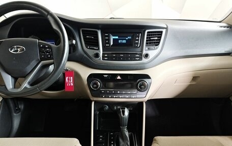 Hyundai Tucson III, 2017 год, 1 895 000 рублей, 15 фотография