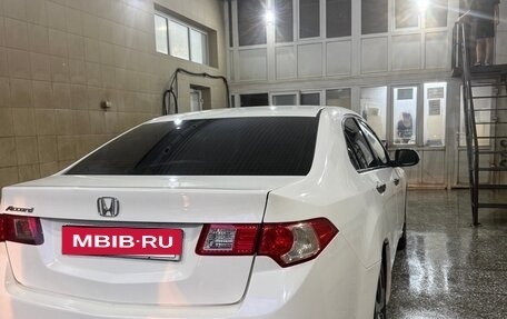Honda Accord VIII рестайлинг, 2008 год, 900 000 рублей, 8 фотография