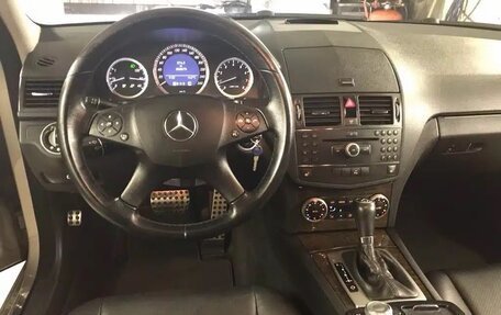 Mercedes-Benz C-Класс, 2008 год, 850 000 рублей, 5 фотография