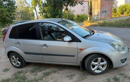Ford Fiesta, 2007 год, 400 000 рублей, 2 фотография