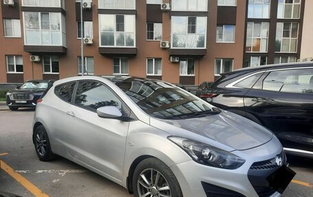 Hyundai i30 II рестайлинг, 2013 год, 1 000 000 рублей, 2 фотография