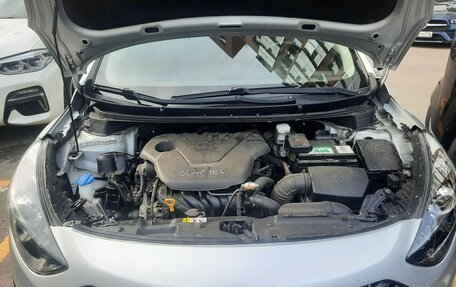 Hyundai i30 II рестайлинг, 2013 год, 1 000 000 рублей, 6 фотография