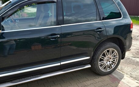 Volkswagen Touareg III, 2005 год, 1 100 000 рублей, 4 фотография