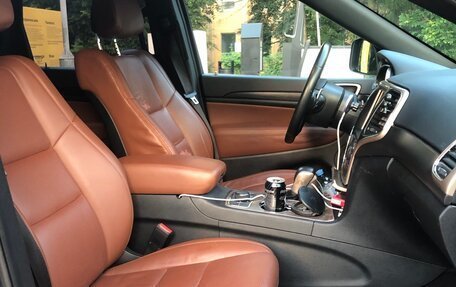 Jeep Grand Cherokee, 2016 год, 3 250 000 рублей, 8 фотография