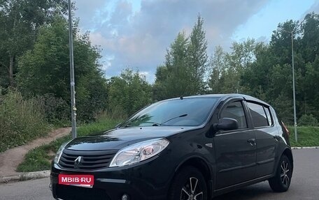 Renault Sandero I, 2013 год, 550 000 рублей, 1 фотография