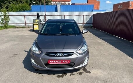 Hyundai Solaris II рестайлинг, 2012 год, 850 000 рублей, 1 фотография