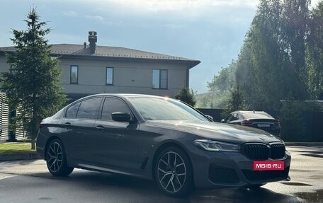 BMW 5 серия, 2020 год, 4 200 000 рублей, 2 фотография