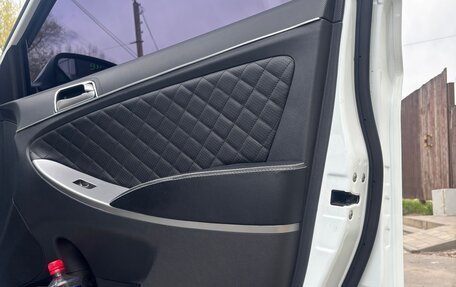 Hyundai Solaris II рестайлинг, 2015 год, 1 250 000 рублей, 21 фотография