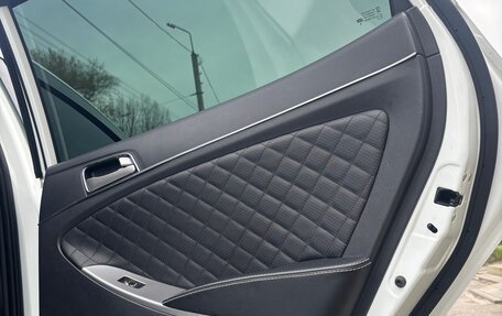 Hyundai Solaris II рестайлинг, 2015 год, 1 250 000 рублей, 23 фотография