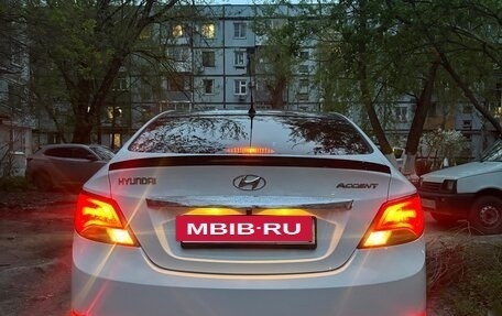 Hyundai Solaris II рестайлинг, 2015 год, 1 250 000 рублей, 28 фотография