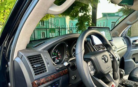 Toyota Land Cruiser 200, 2012 год, 4 500 000 рублей, 25 фотография