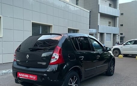Renault Sandero I, 2013 год, 550 000 рублей, 3 фотография