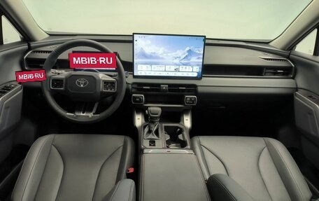 Toyota RAV4, 2026 год, 4 305 000 рублей, 20 фотография