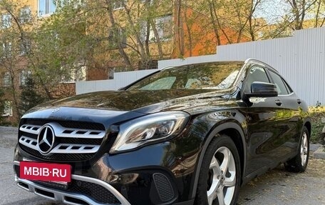 Mercedes-Benz GLA, 2017 год, 2 300 000 рублей, 15 фотография