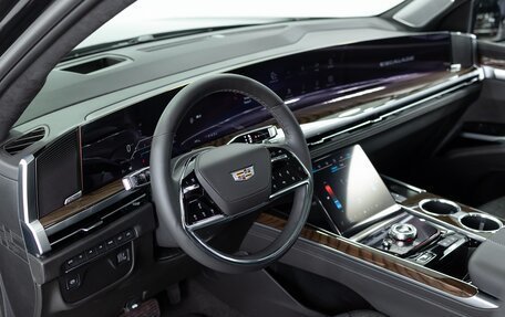 Cadillac Escalade V, 2025 год, 21 490 000 рублей, 10 фотография