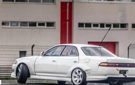 Toyota Mark II VIII (X100), 1993 год, 1 300 000 рублей, 2 фотография