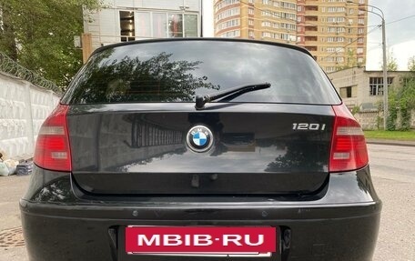 BMW 1 серия, 2007 год, 650 000 рублей, 6 фотография