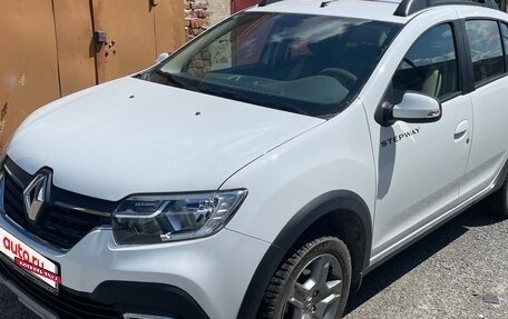 Renault Sandero II рестайлинг, 2022 год, 1 690 000 рублей, 3 фотография
