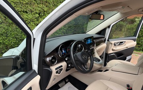 Mercedes-Benz V-Класс, 2021 год, 8 000 000 рублей, 11 фотография