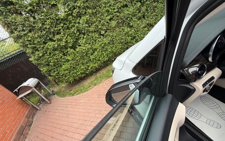 Mercedes-Benz V-Класс, 2021 год, 8 000 000 рублей, 25 фотография