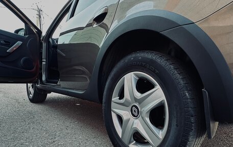Renault Logan II, 2019 год, 1 020 000 рублей, 17 фотография