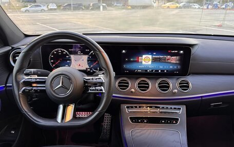 Mercedes-Benz E-Класс, 2022 год, 4 950 000 рублей, 14 фотография