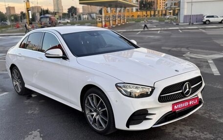 Mercedes-Benz E-Класс, 2022 год, 4 950 000 рублей, 11 фотография