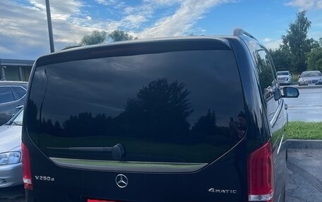 Mercedes-Benz V-Класс, 2021 год, 5 500 000 рублей, 5 фотография