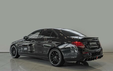 Mercedes-Benz E-Класс, 2016 год, 2 590 000 рублей, 2 фотография