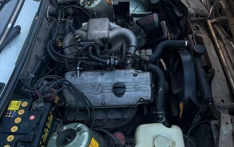 BMW 3 серия, 1984 год, 300 000 рублей, 10 фотография
