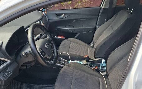 Hyundai Solaris II рестайлинг, 2019 год, 1 490 000 рублей, 2 фотография