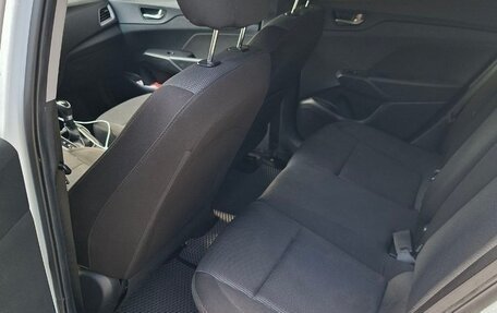 Hyundai Solaris II рестайлинг, 2019 год, 1 490 000 рублей, 4 фотография