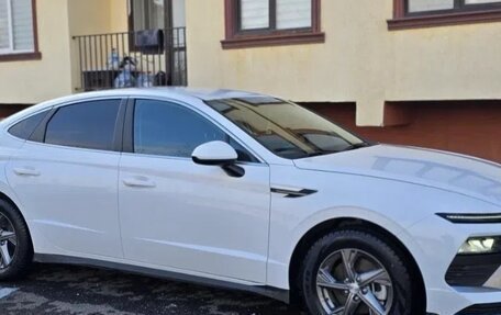 Hyundai Sonata VIII, 2023 год, 2 100 000 рублей, 1 фотография