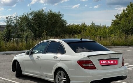 Mercedes-Benz C-Класс, 2012 год, 1 050 000 рублей, 2 фотография