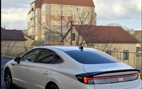 Hyundai Sonata VIII, 2023 год, 2 100 000 рублей, 4 фотография