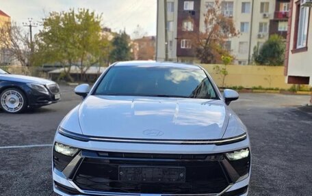 Hyundai Sonata VIII, 2023 год, 2 100 000 рублей, 3 фотография