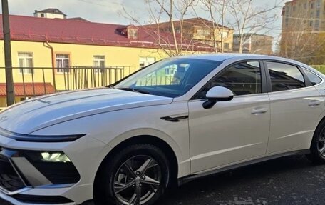 Hyundai Sonata VIII, 2023 год, 2 100 000 рублей, 2 фотография