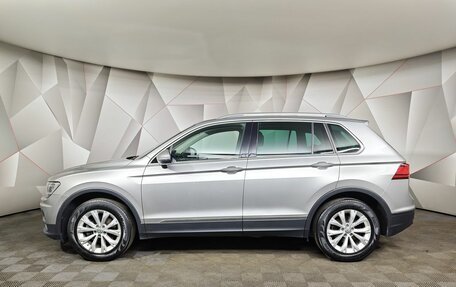 Volkswagen Tiguan II, 2017 год, 1 843 000 рублей, 5 фотография