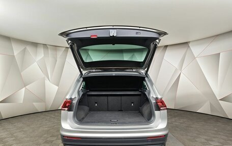 Volkswagen Tiguan II, 2017 год, 1 843 000 рублей, 12 фотография