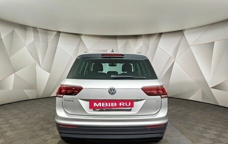 Volkswagen Tiguan II, 2017 год, 1 843 000 рублей, 8 фотография