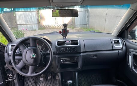 Skoda Fabia II, 2009 год, 320 000 рублей, 7 фотография