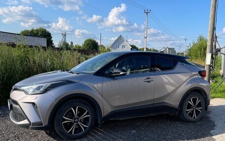 Toyota C-HR I рестайлинг, 2019 год, 2 800 000 рублей, 1 фотография