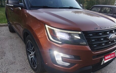 Ford Explorer VI, 2015 год, 2 420 000 рублей, 1 фотография