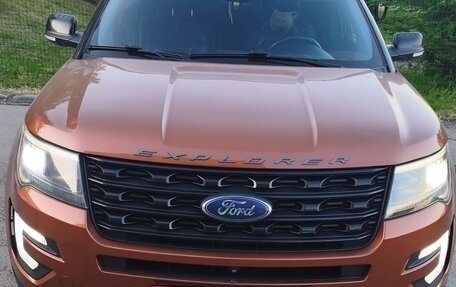 Ford Explorer VI, 2015 год, 2 420 000 рублей, 6 фотография